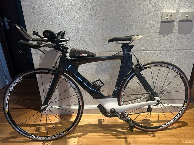 Cervélo P3 carbono · Shimano Ultegra Di2 · Rotor 3D+ · talle XS · foto 2